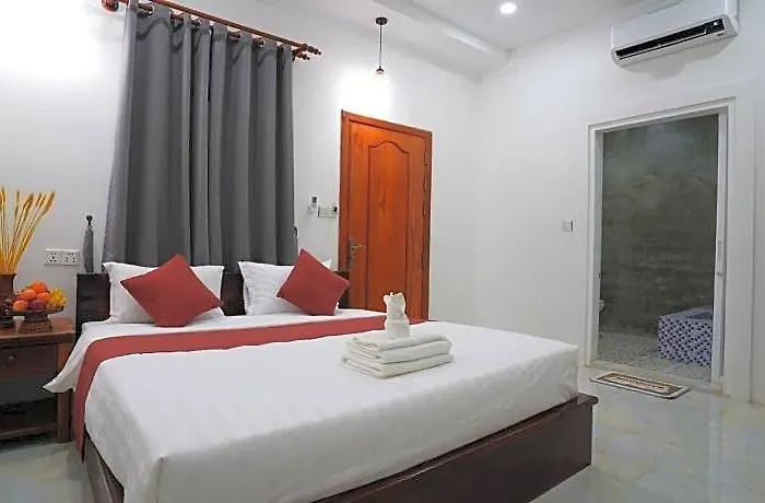 Hotel Angkor Rithy Team